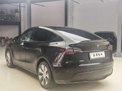 Tesla Model Y rear-wheel drive version - фото 7