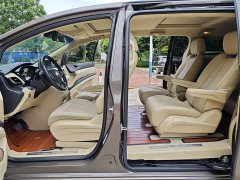 Buick GL8 land business class premium type - фото 10