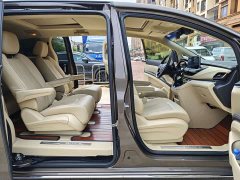 Buick GL8 land business class premium type - фото 12