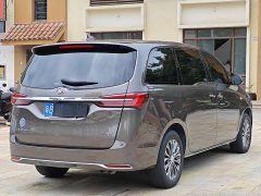Buick GL8 land business class premium type - фото 14