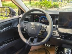 Toyota Camry Hybrid 2.0HSE Sport Lite Edition - фото 11