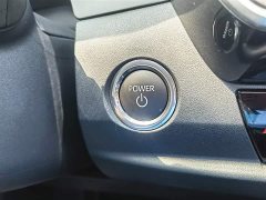 Toyota Camry Hybrid 2.0HSE Sport Lite Edition - фото 17