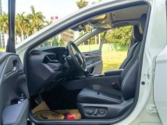 Toyota Camry Hybrid 2.0HSE Sport Lite Edition - фото 9