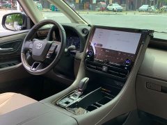 Toyota Alphard 2.5L Hybrid Executive Lounge - фото 6