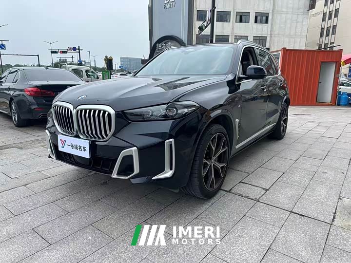 BMW X5 2023 xDrive 30Li M Sports Package - автомобиль из Китая