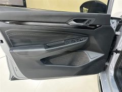Volkswagen Golf 2023 280TSI DSG R-Line Lite - фото 14