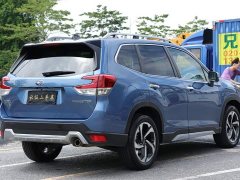 Lexus Forester 2024 2.5i AWD EyeSight Touring - фото 4