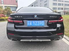 BMW 5 Series facelift 530Li leading M sports package - фото 4