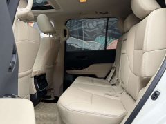 Toyota Land Cruiser (imported) LC300 2023 4.0L Middle East version - фото 7