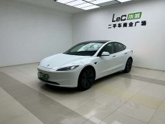 Tesla Model 3 facelift rear-wheel drive version - фото 1