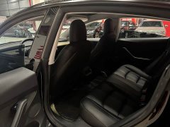 Tesla Model 3 2022 rear-wheel drive version - фото 9