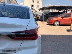 Lexus Escort 2021 1.5L Automatic Glory Edition - фото 7