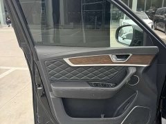 Hongqi HS7 2022 3.0T Automatic 4WD Intelligent Flagship Edition 5-Seater - фото 8