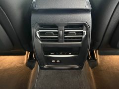 BMW 3 Series Facelift 330i M Sport Night Package - фото 12