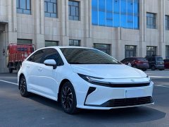 Toyota Corolla 1.8L Dual Engine Elite Edition - фото 3