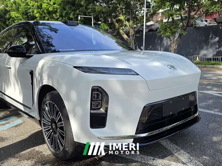 NIO ES8 Six-seater Executive Deluxe Edition