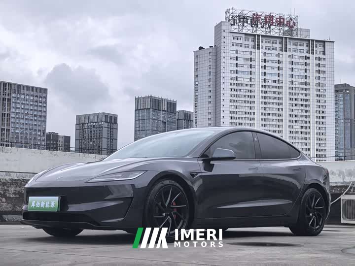Tesla Model 3 2024 Performance All-Wheel Drive - автомобиль из Китая
