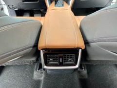 Toyota Vesa 2.0L CVT two-wheel drive premium version - фото 16