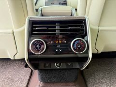 Land Rover Range Rover 3.0 L6 400PS Genesis Extended Edition - фото 19
