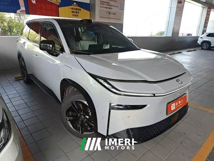 Toyota bZ3X 520 Pro LiDAR Edition - автомобиль из Китая