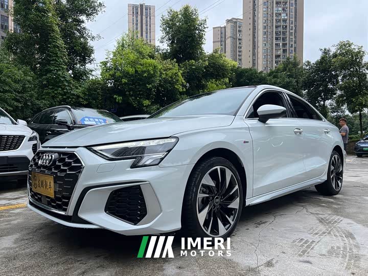 Audi A3 A3L Limousine 35 TFSI Fashion Sport - автомобиль из Китая