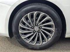 Buick LaCrosse 2023 28T Yuezun Edition - фото 16