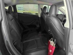 Tesla Model Y rear-wheel drive version - фото 10