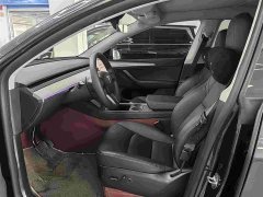 Tesla Model Y rear-wheel drive version - фото 8