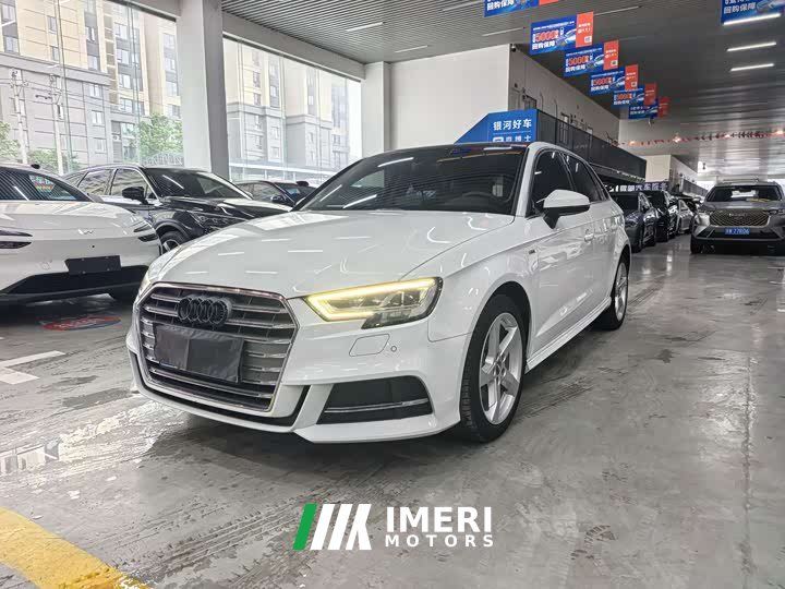 Audi A3 2020 Sportback 35 TFSI Fashion Type National VI - автомобиль из Китая