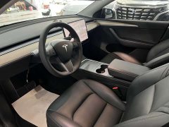 Tesla Model Y standard range rear-wheel drive version - фото 7
