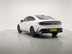 Lynk & Co Sonata 2024 1.5T Pro - фото 7