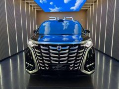Denza D9 DM-i smart driving version 1020 four-wheel drive flagship - фото 2