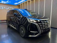 Denza D9 DM-i smart driving version 1020 four-wheel drive flagship - фото 3