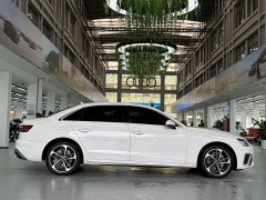 Audi A4L 35 TFSI Fashionable and Dynamic - фото 4