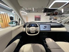 Zeekr X 2025 five-seater long-range version - фото 12
