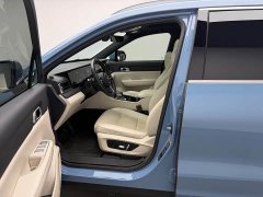 Li Auto ONE Extended-Range 6-Seater - фото 17