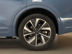 Li Auto ONE Extended-Range 6-Seater - фото 18