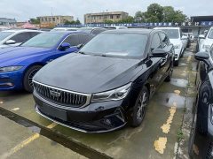 Geely Emgrand 4th generation 1.5L CVT flagship - фото 1