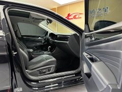Volkswagen Passat 330TSI Elite Edition - фото 10