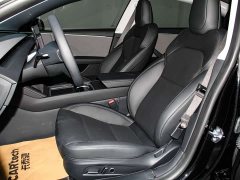 Tesla Model 3 2025 facelift rear-wheel drive version - фото 14