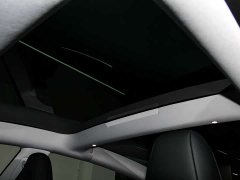 Tesla Model 3 2025 facelift rear-wheel drive version - фото 16