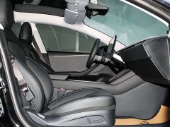 Tesla Model 3 2025 facelift rear-wheel drive version - фото 19