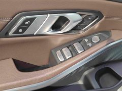 BMW 3 Series 320Li M Sport Package - фото 13