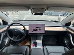 Tesla Model 3 2022 rear-wheel drive version - фото 11