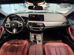 BMW 5 Series 530Li Leading M Sports Package - фото 11