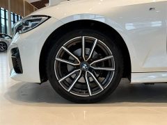 BMW 3 Series 325Li M Sports Package - фото 13