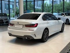 BMW 3 Series 325Li M Sports Package - фото 6