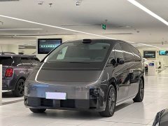 Li Auto Ideal MEGA Ultra - фото 1