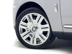 Rolls-Royce Cullinan 2021 four-seat version - фото 11