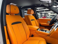 Rolls-Royce Cullinan 2021 four-seat version - фото 18